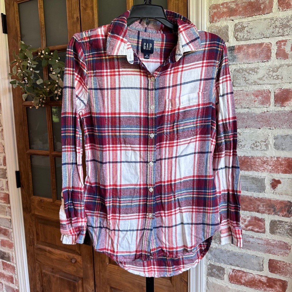 Gap Button Up Flannel Women Red White Blue Plaid Long Sleeve Shirt XS